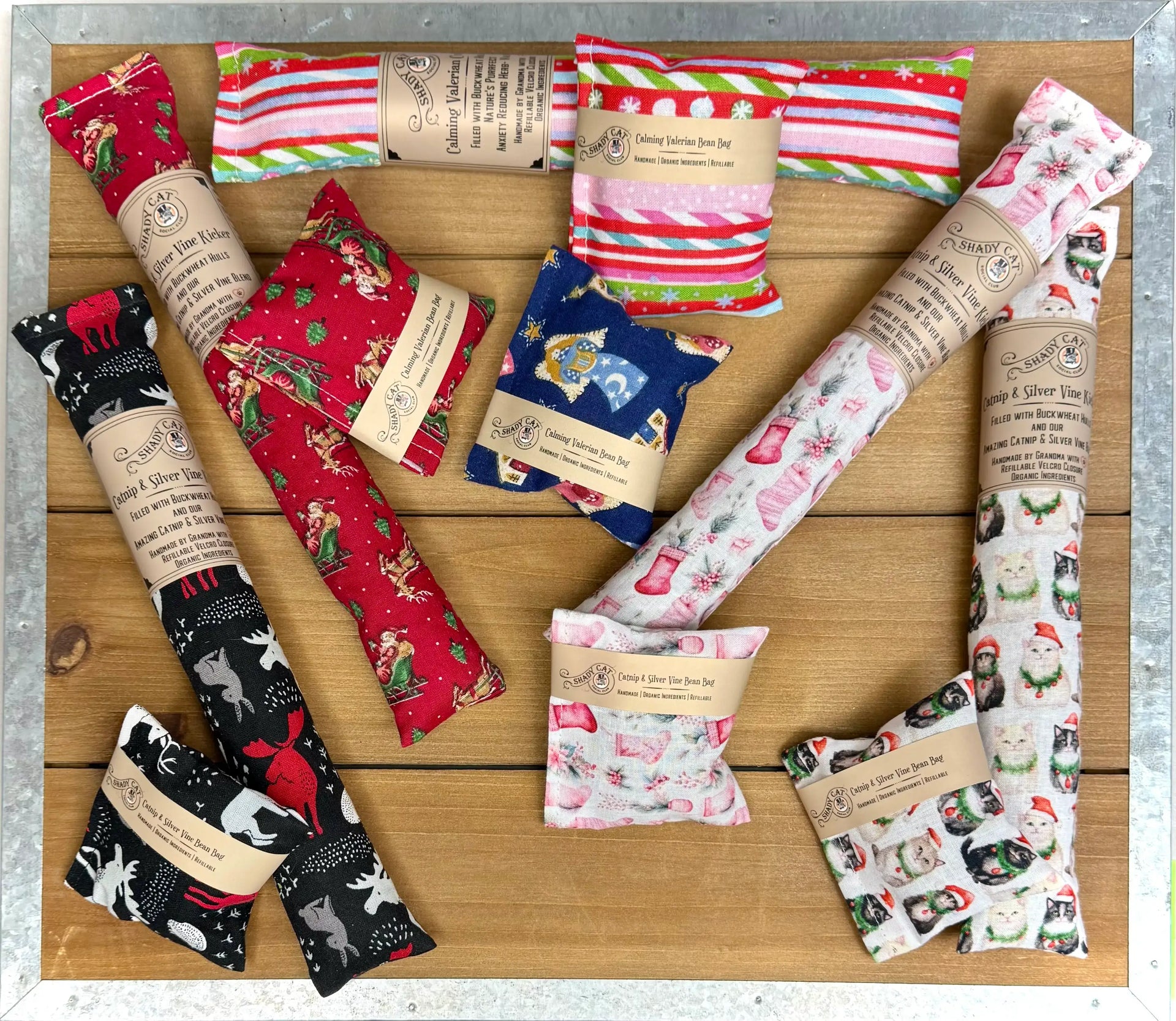 Christmas Gift for Pets | Catnip & Silvervine Kicker Cat Toy