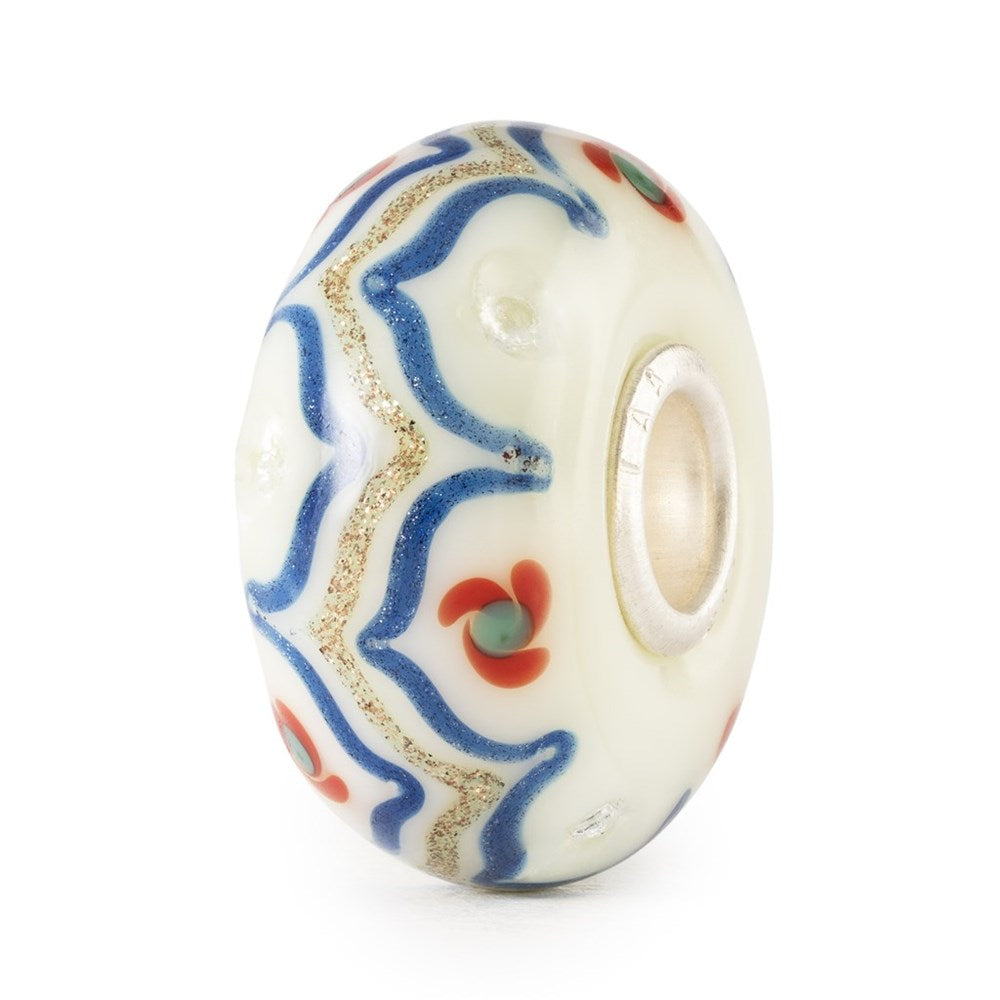Trollbeads Ivory Blossom Glow Bead